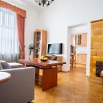 Plac Zbawiciela Spacious - Location, Metro 200m, 53m2 - By Rentujemy Daire *