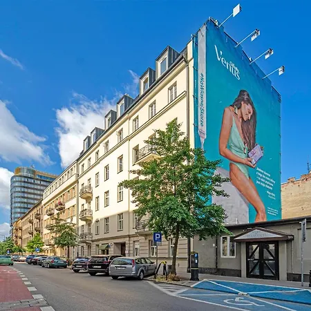 Plac Zbawiciela Spacious - Location, Metro 200m, 53m2 - By Rentujemy Varsavia